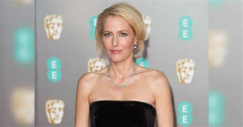 gillian anderson tits|Gillian Anderson ditches bra but her breasts may not sag